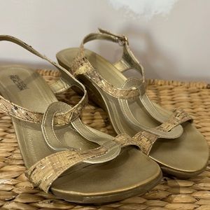 Kenneth Cole Reaction Geometric Wedge Sandals